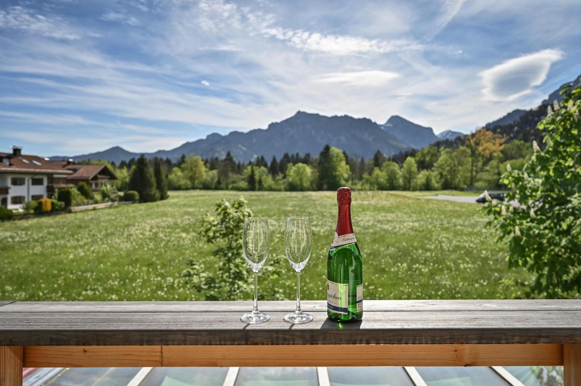 Ferienwohnung Herzstueck Im Haus Schlossblick Füssen Exterior foto